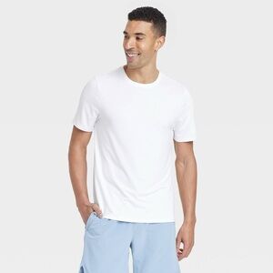 ✨3/$20✨ All In Motion Men’s White Short Sleeve Performance T Shirt. Size XXL